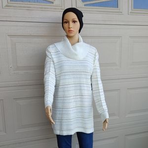 BASIC EDITIONS WOMEN'S TURTLENECK SWEATER